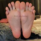 pezinhos_de_anjoo from onlyfans